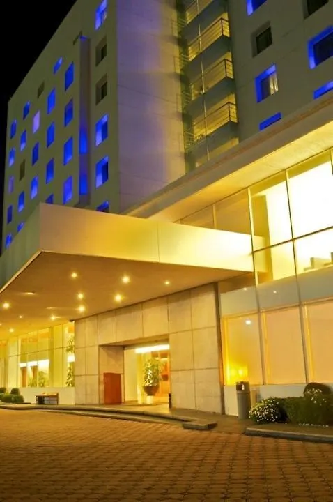 Hotel Fiesta Inn Express Puebla Finsa